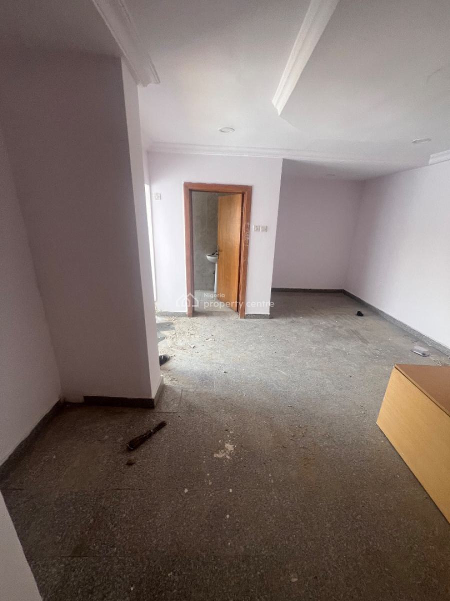 Four Units of 50sqm Shop Spaces on a Busy Commercial Road, Lekki Phase 1, Lekki, Lagos, Commercial Property for Rent