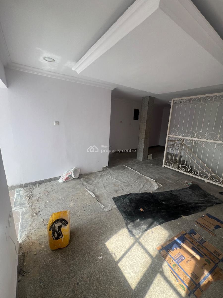 Four Units of 50sqm Shop Spaces on a Busy Commercial Road, Lekki Phase 1, Lekki, Lagos, Commercial Property for Rent
