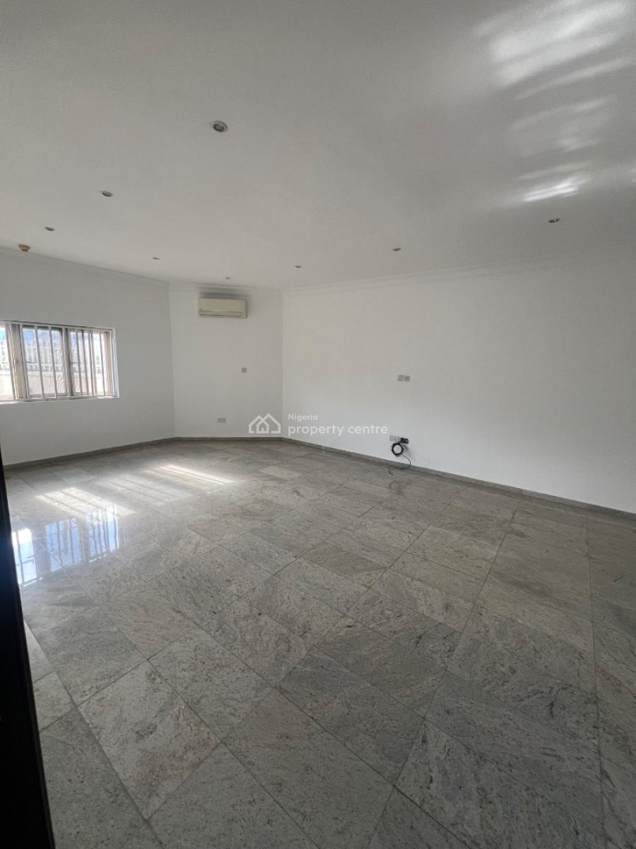 Classic and Luxurious 3-bedroom Flat with Bq and 7 Acs and Inverter, Lekki Phase 1, Lekki, Lagos, Flat / Apartment for Rent