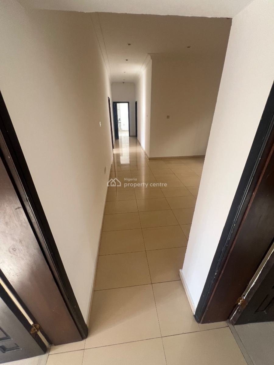 Classic and Luxurious 3-bedroom Flat with Bq and 7 Acs and Inverter, Lekki Phase 1, Lekki, Lagos, Flat / Apartment for Rent