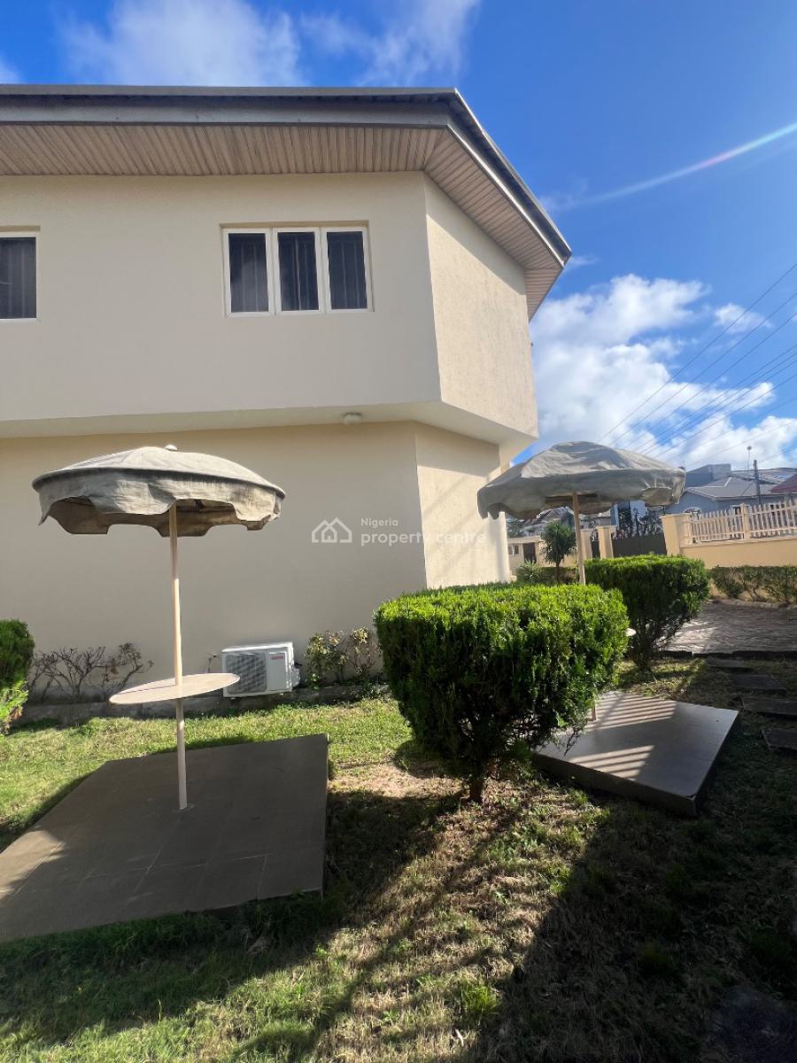 Classic and Luxurious 3-bedroom Flat with Bq and 7 Acs and Inverter, Lekki Phase 1, Lekki, Lagos, Flat / Apartment for Rent