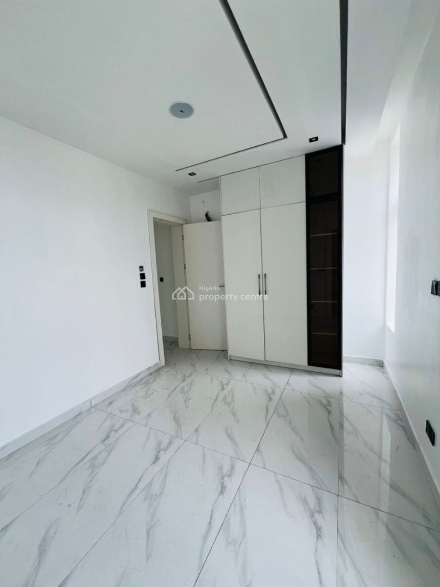 Lekki Luxurious 2 Bedroom Apartment with Elevator, Lekki Phase 1, Lekki, Lagos, Flat / Apartment for Sale