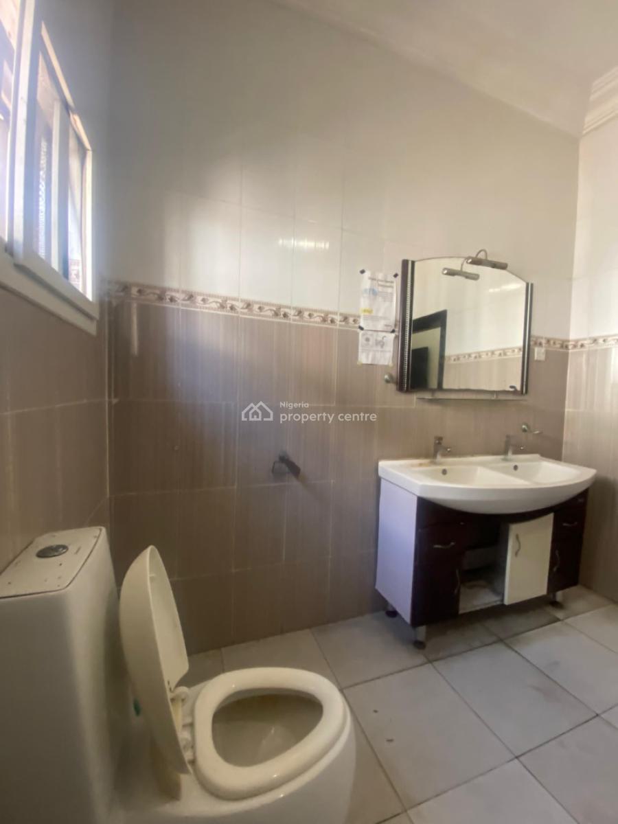 Well Maintained 5 Bedroom Fully Detached, Lekki Phase 1, Lekki, Lagos, Detached Duplex for Rent
