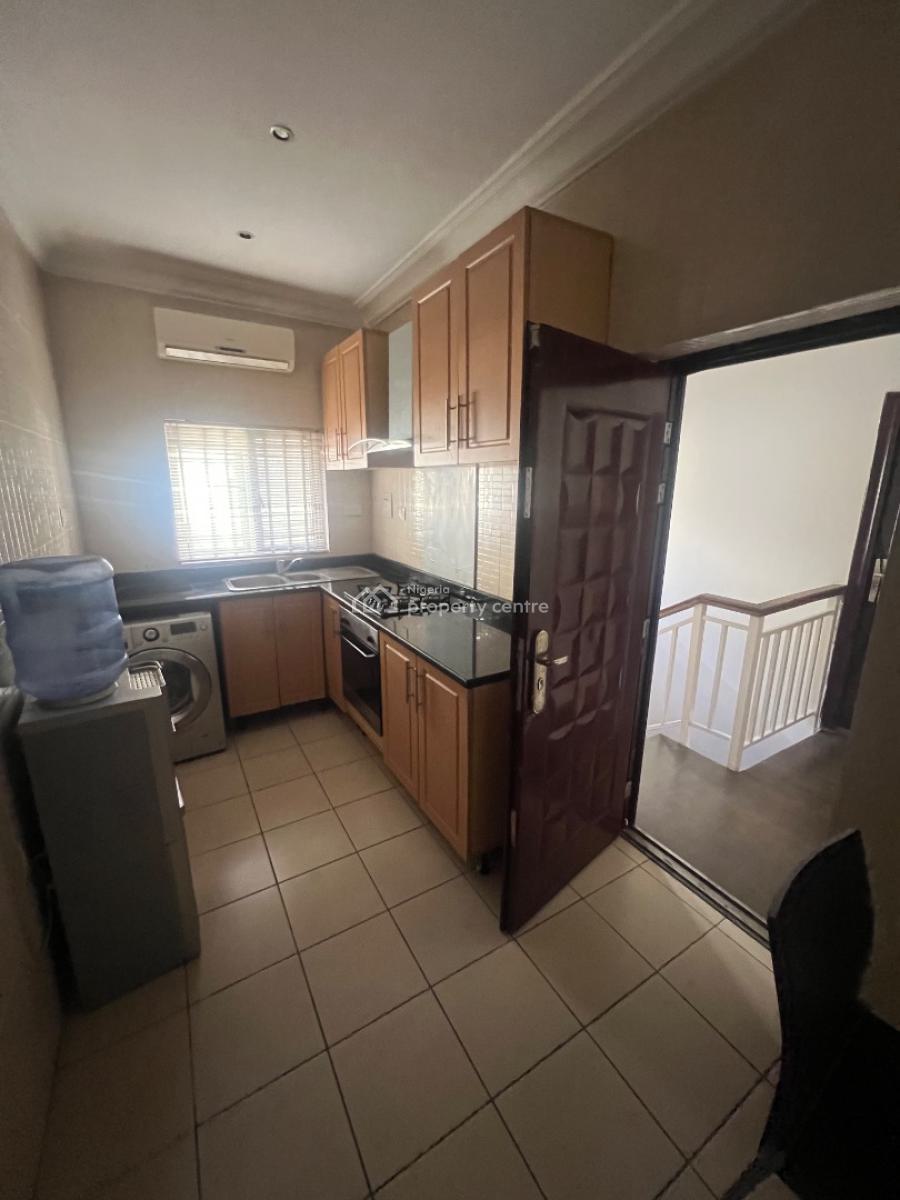 Furnished and Super Classic 2-bedroom Flat with Bq, 5 Acs and Inverter, Lekki Phase 1, Lekki, Lagos, Flat / Apartment for Rent