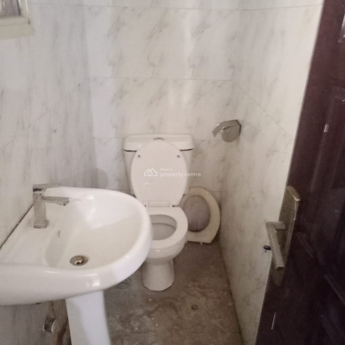 Standard 2 Bedroom Apartment Upstairs, Opic, Isheri North, Lagos, Flat / Apartment for Rent