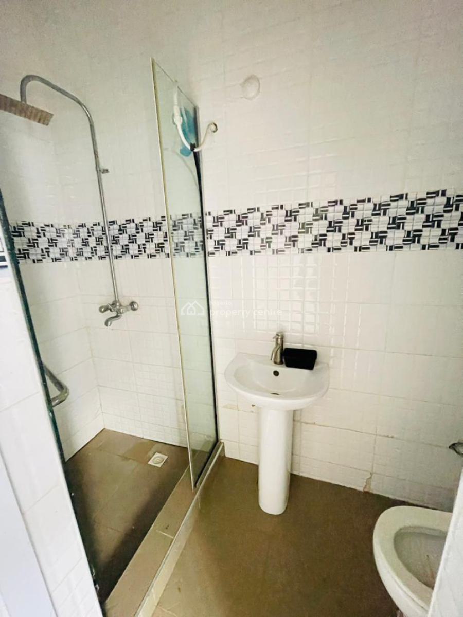 2bedroom Apartment, Ikota, Lekki, Lagos, Flat / Apartment for Rent