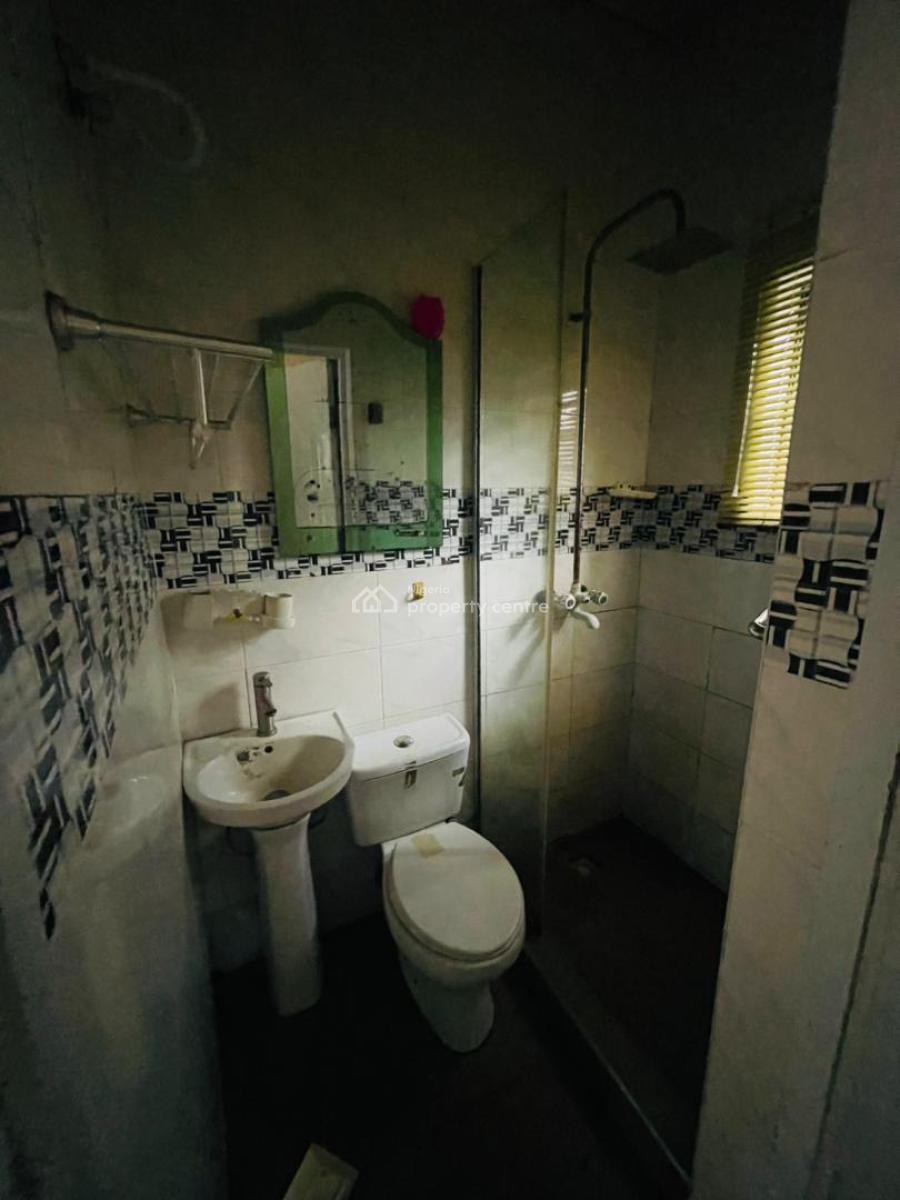 2bedroom Apartment, Ikota, Lekki, Lagos, Flat / Apartment for Rent