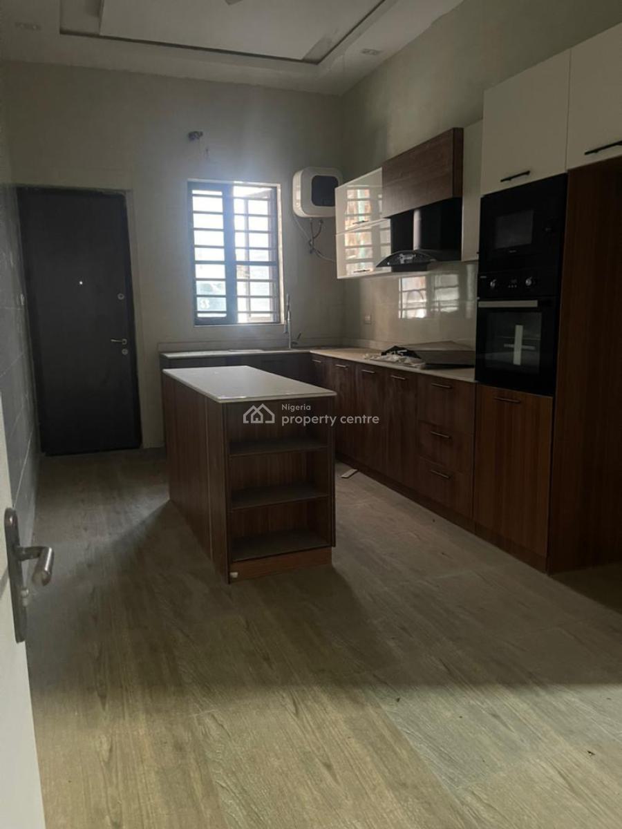 Spacious 4 Bedroom Semi Detached Duplex with Bq, Ologolo, Lekki Phase 1, Lekki, Lagos, Semi-detached Duplex for Sale