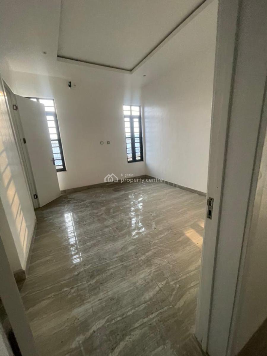 Spacious 4 Bedroom Semi Detached Duplex with Bq, Ologolo, Lekki Phase 1, Lekki, Lagos, Semi-detached Duplex for Sale