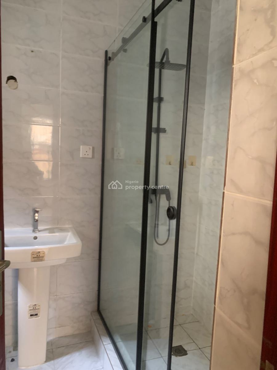 Exclusive 2-bedroom Apartment Upstairs, Ikate Lagos, Lekki, Lagos, House for Rent