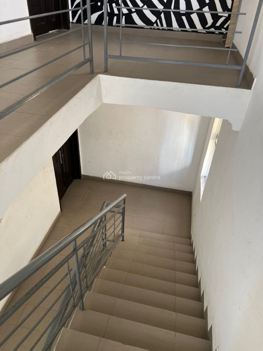 Exclusive 2-bedroom Apartment Upstairs, Ikate Lagos, Lekki, Lagos, House for Rent