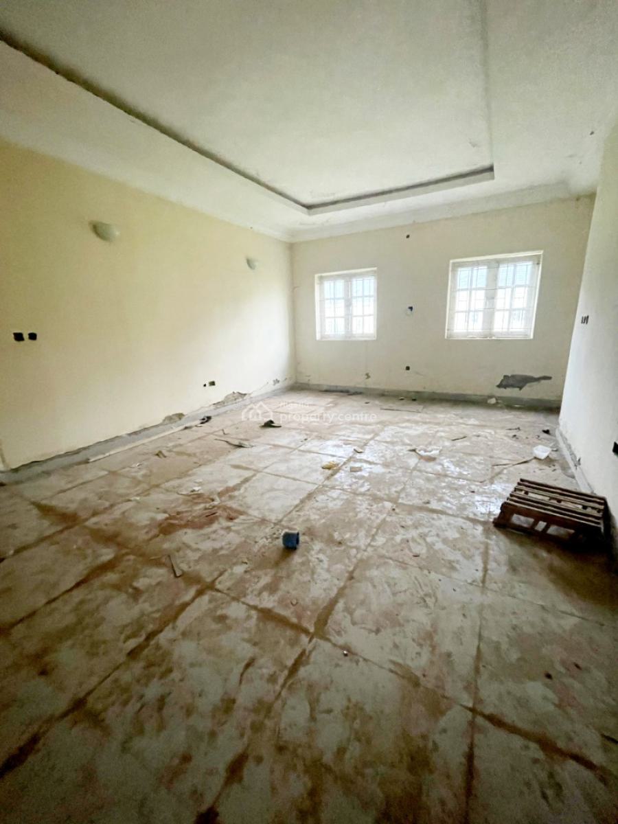 Massive 3bedroom Detached Bungalow  in an  Estate, Kubwa District, Kubwa, Abuja, Detached Bungalow for Sale