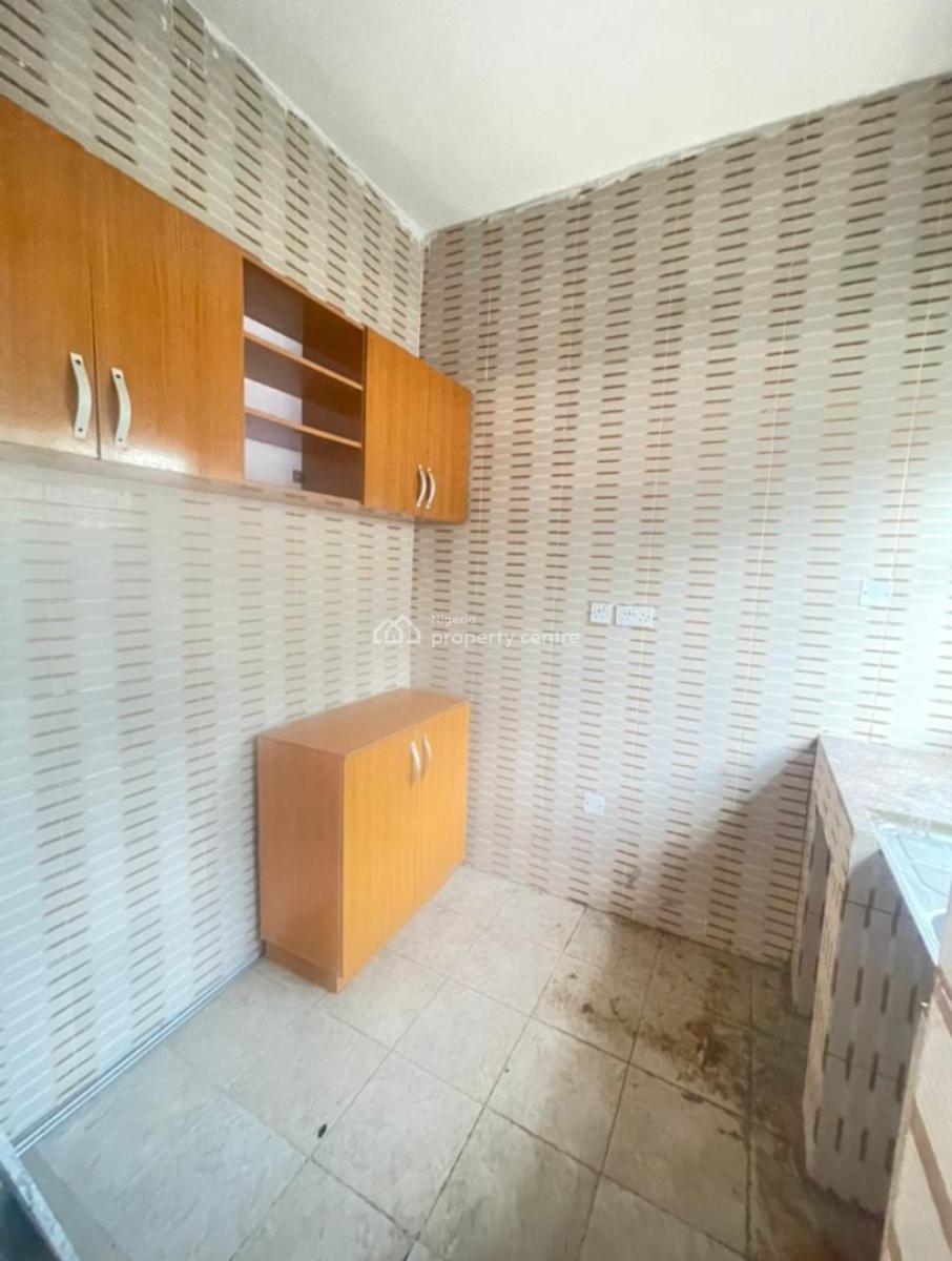 Standard Big Self Con with 2 Toilet Visitors Toilet and Main Toilet, Located Inside Estate,not Far From Express and Clean Water, Sangotedo, Ajah, Lagos, Self Contain (single Rooms) for Rent