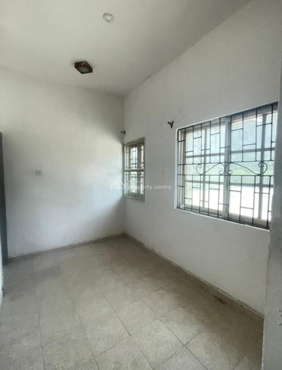 Standard Big Self Con with 2 Toilet Visitors Toilet and Main Toilet, Located Inside Estate,not Far From Express and Clean Water, Sangotedo, Ajah, Lagos, Self Contain (single Rooms) for Rent