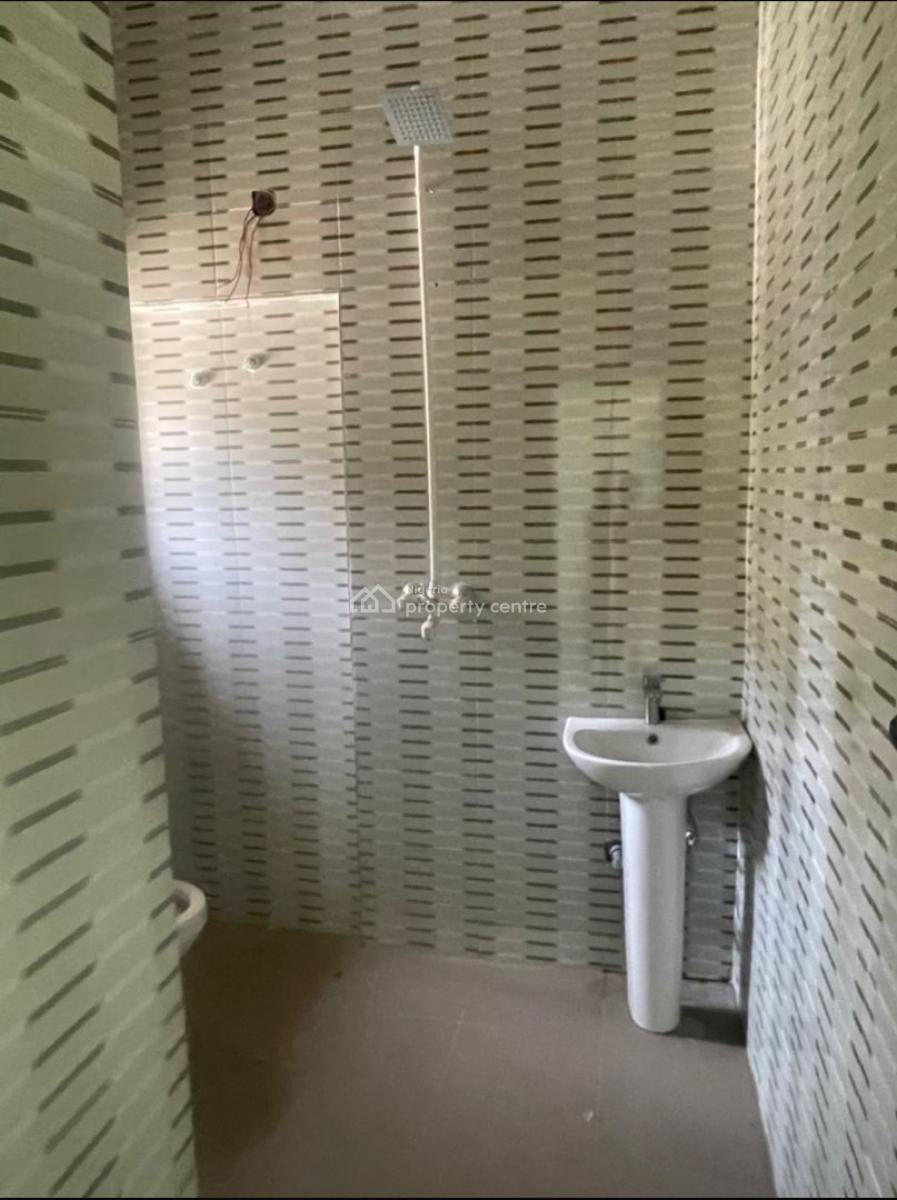 Standard Big Self Con with 2 Toilet Visitors Toilet and Main Toilet, Located Inside Estate,not Far From Express and Clean Water, Sangotedo, Ajah, Lagos, Self Contain (single Rooms) for Rent