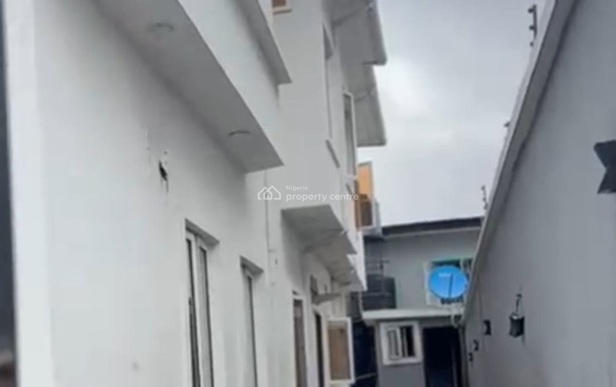 Semi Detached 4 Bedroom Luxury Duplex + Bq Self Compound, 3 Car Space, Off Adelabu Street, Surulere, Lagos, Semi-detached Duplex for Sale