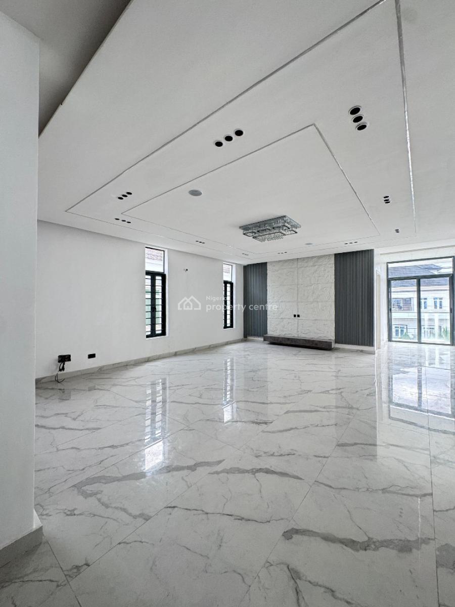 5 Beds Detached Duplex with a Pool, Chevron Drive, Lekki, Lagos, Detached Duplex for Sale