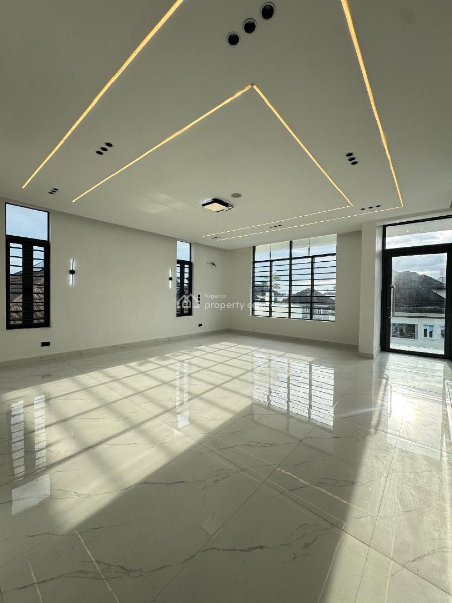 5 Beds Detached Duplex with a Pool, Chevron Drive, Lekki, Lagos, Detached Duplex for Sale
