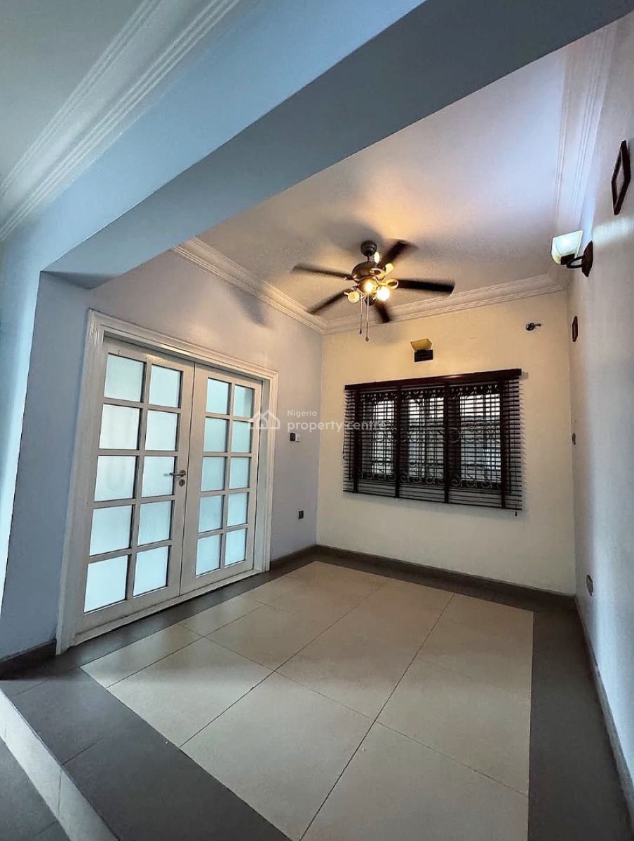 8 Units of Bedroom Flat with Gate House on 2 Plots, Peter Odili Road, Port Harcourt, Port Harcourt, Rivers, Block of Flats for Sale