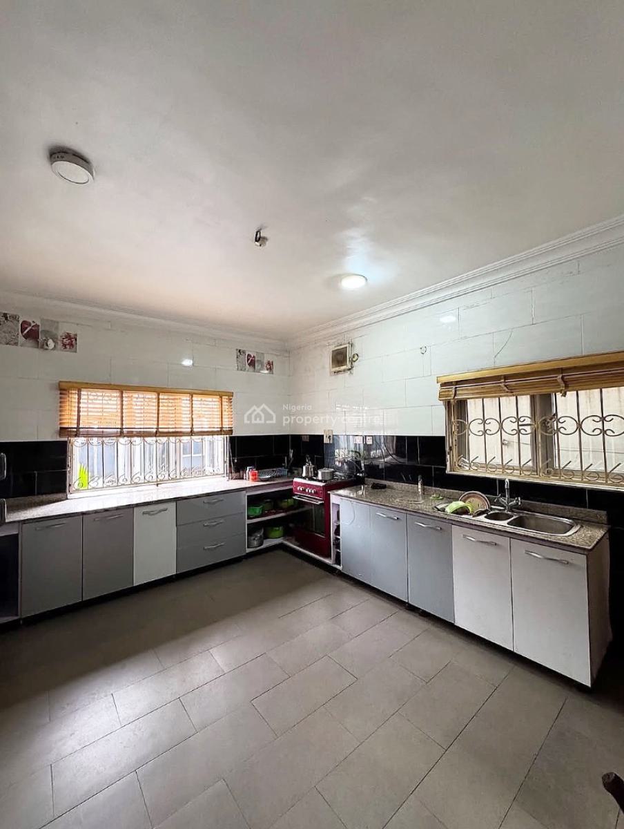 8 Units of Bedroom Flat with Gate House on 2 Plots, Peter Odili Road, Port Harcourt, Port Harcourt, Rivers, Block of Flats for Sale