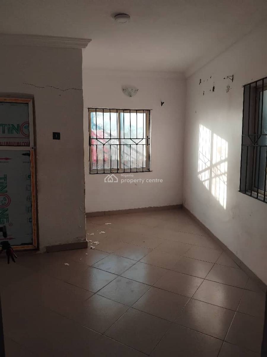 Two Bedrooms Flat, in an Estate, Badore, Ajah, Lagos, Flat / Apartment for Rent