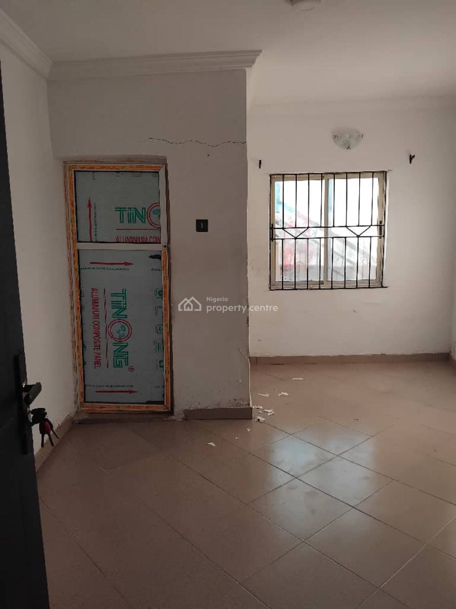 Two Bedrooms Flat, in an Estate, Badore, Ajah, Lagos, Flat / Apartment for Rent