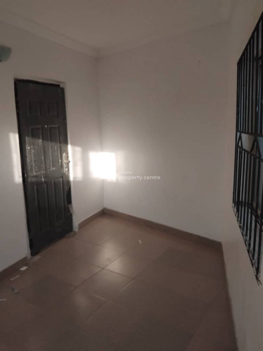 Two Bedrooms Flat, in an Estate, Badore, Ajah, Lagos, Flat / Apartment for Rent