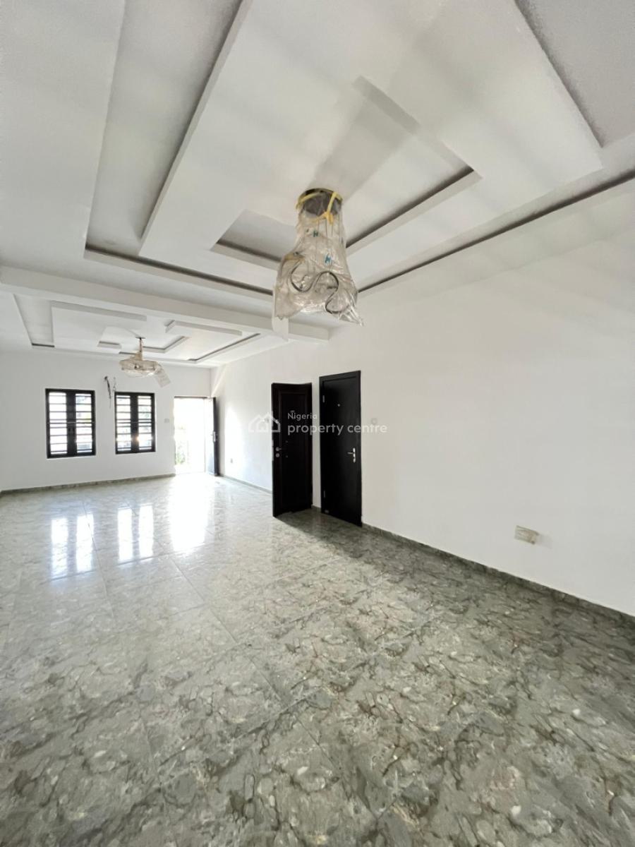 Well Built 3 Bedroom Apartment with a Bq in a Gated Secured Estate, Lekki Phase 1, Lekki, Lagos, Flat / Apartment for Sale