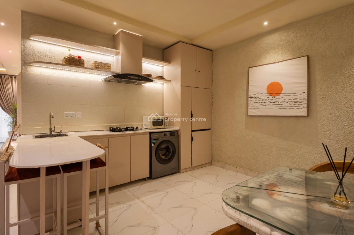 2 Bed Apartments with Ps5, and Snooker, Ikate, Lekki, Lagos, Flat / Apartment Short Let