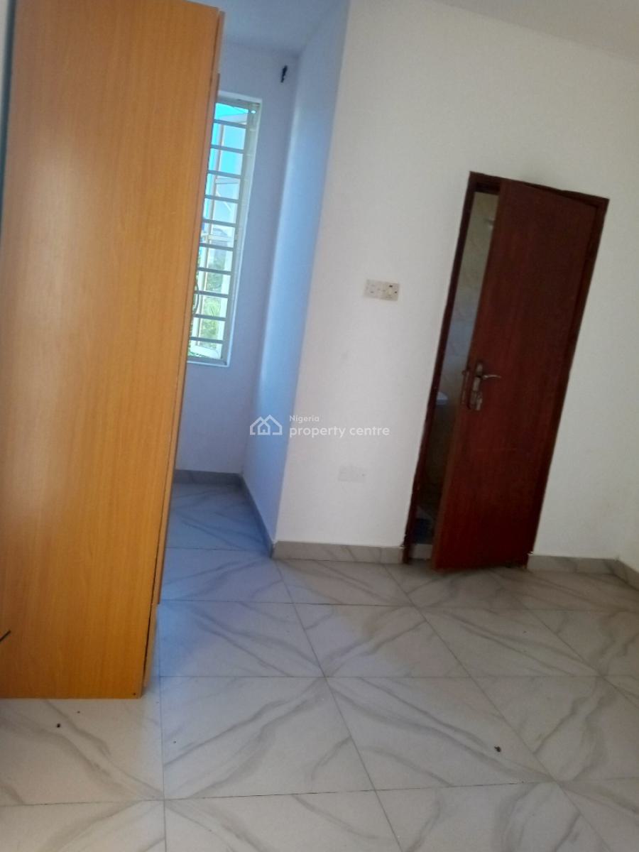 Sharp 1 Bedroom with Personal Kitchen, Sangotedo, Ajah, Lagos, Mini Flat (room and Parlour) for Rent