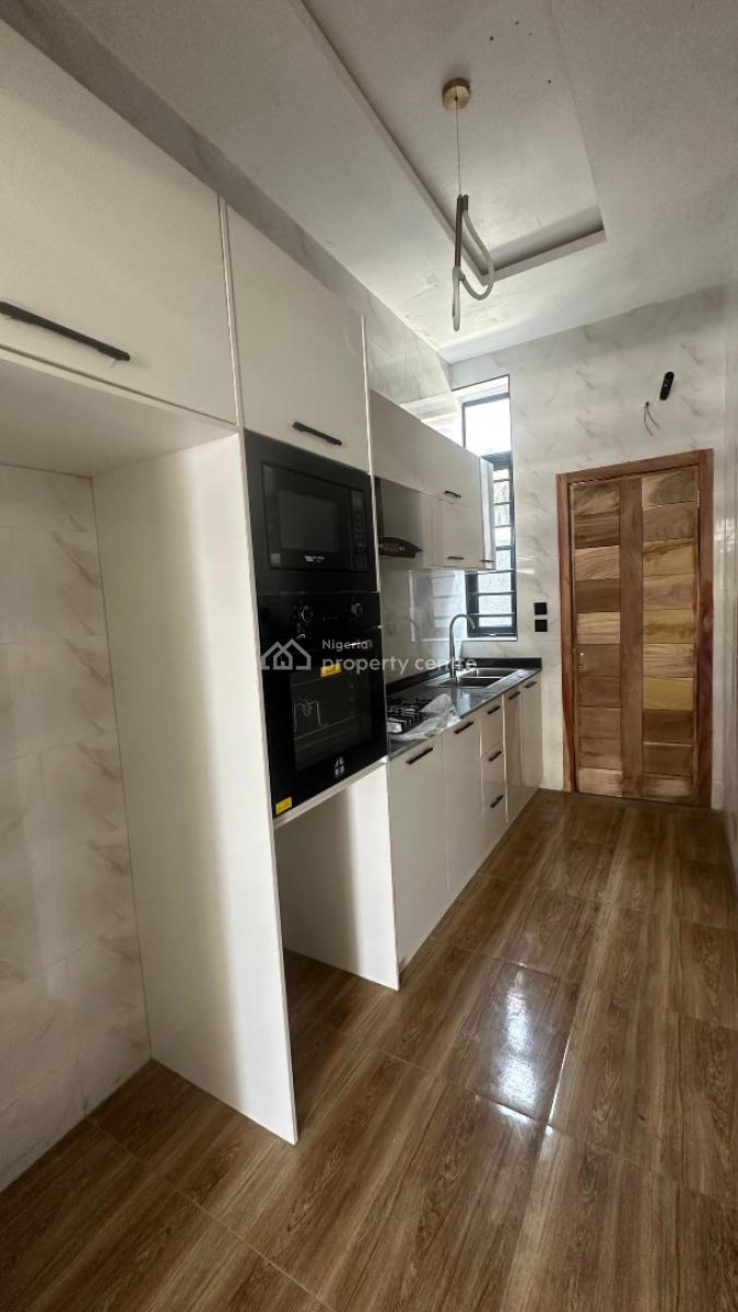 Luxury 3bedroom, Chevron, Lekki, Lagos, Terraced Duplex for Sale