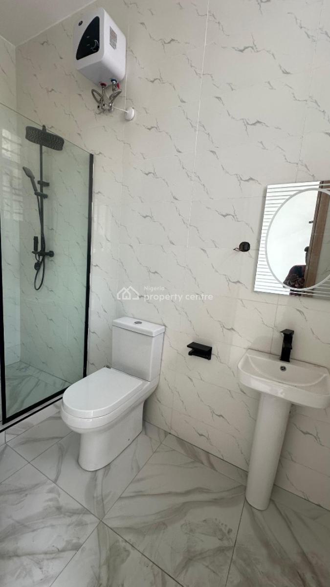 Luxury 3bedroom, Chevron, Lekki, Lagos, Terraced Duplex for Sale