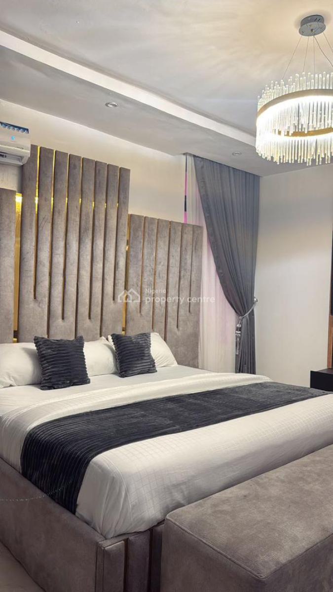 Luxurious and Spacious 2 Bedroom Apartment, Rock Drive, Lekki Phase 1, Lekki, Lagos, Flat / Apartment Short Let