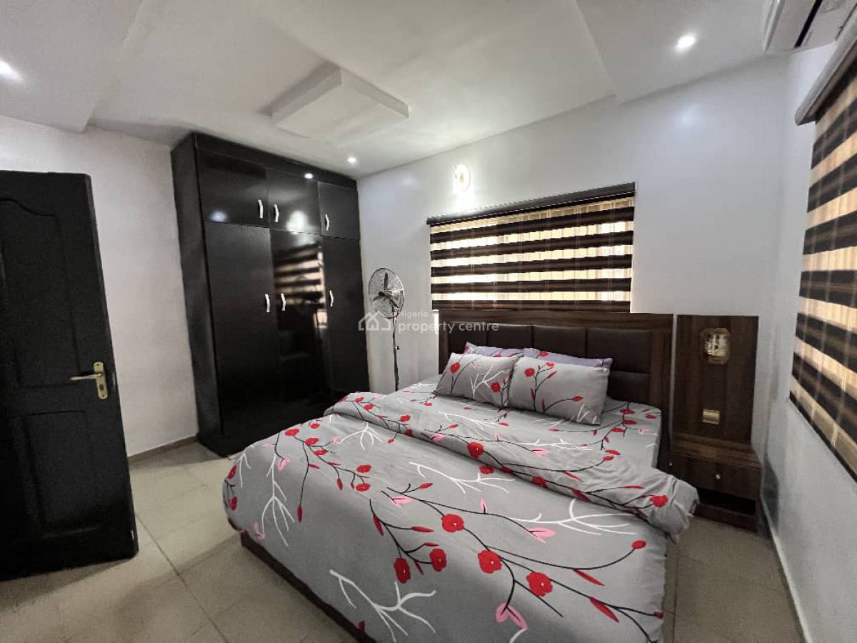 Nicely Furnished 3 Bedroom Apartment, Ajao Estate, Isolo, Lagos, Flat / Apartment Short Let
