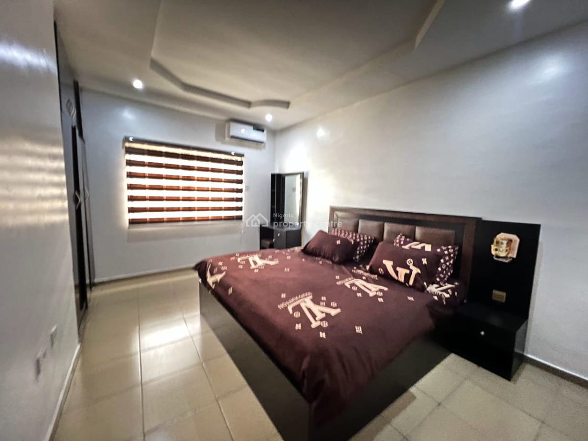 Nicely Furnished 3 Bedroom Apartment, Ajao Estate, Isolo, Lagos, Flat / Apartment Short Let