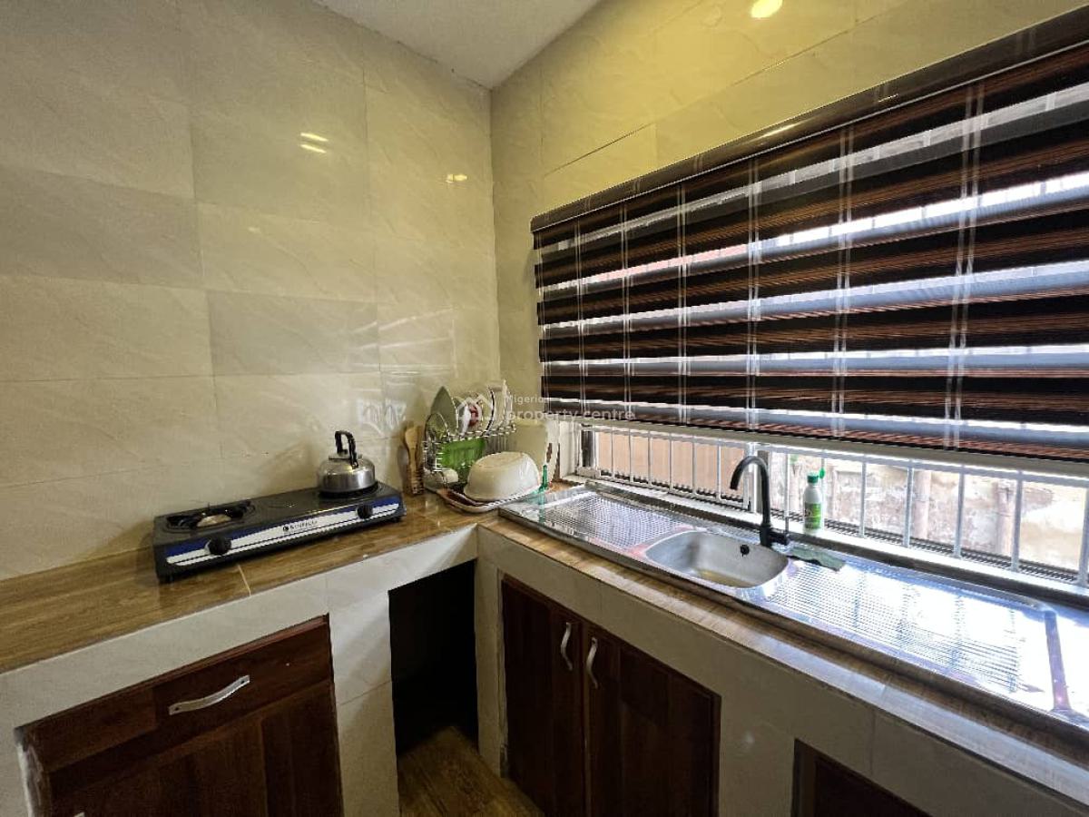 Nicely Furnished 3 Bedroom Apartment, Ajao Estate, Isolo, Lagos, Flat / Apartment Short Let