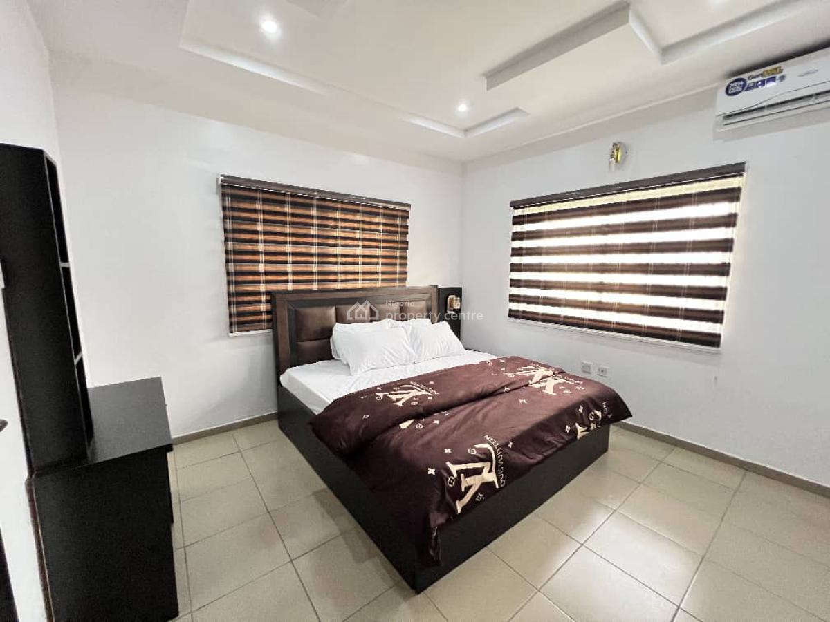 Nicely Furnished 3 Bedroom Apartment, Ajao Estate, Isolo, Lagos, Flat / Apartment Short Let