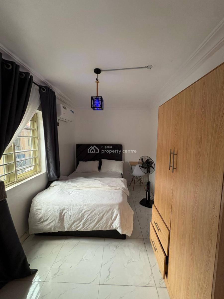 Nicely Furnished 1 Bedroom Apartment, Akoka, Yaba, Lagos, Flat / Apartment Short Let