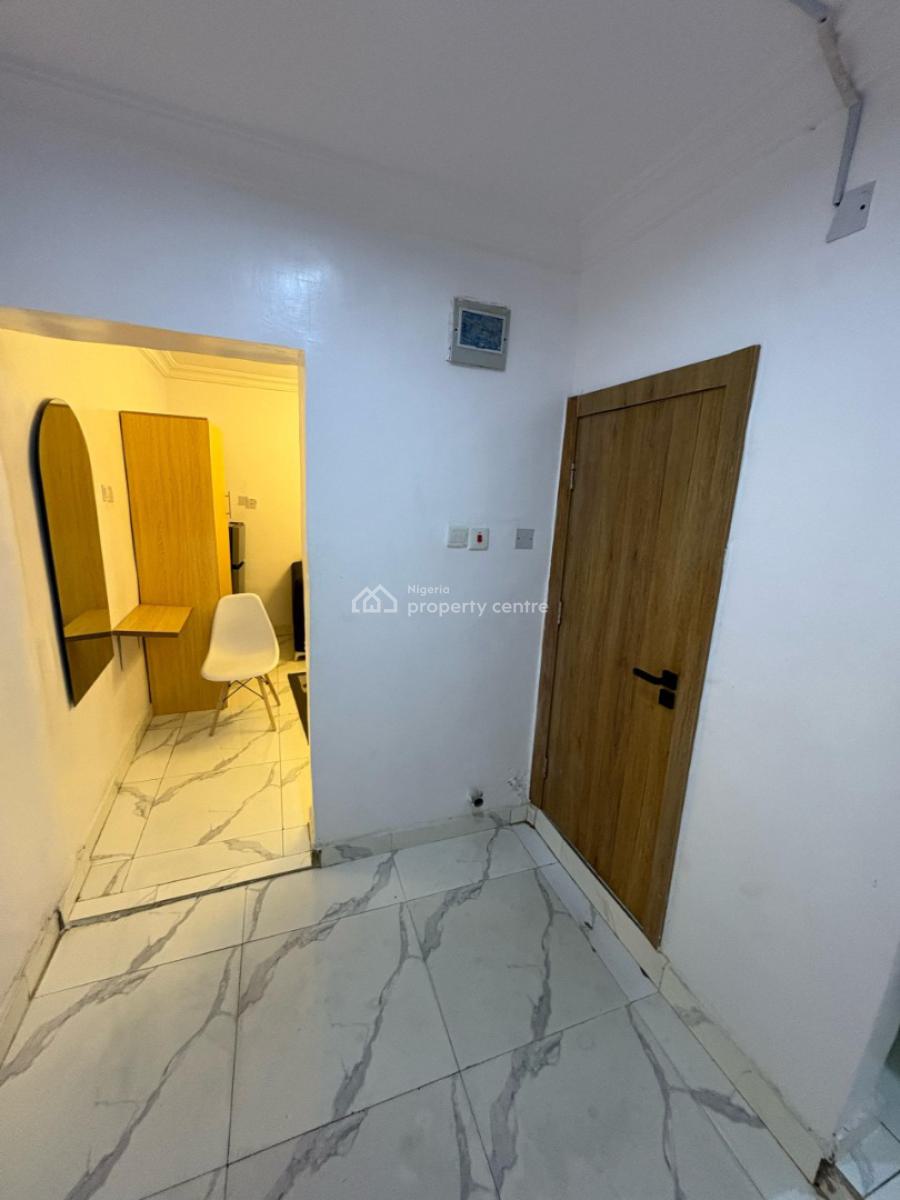 Nicely Furnished Studio Apartment, Akoka, Yaba, Lagos, Flat / Apartment Short Let