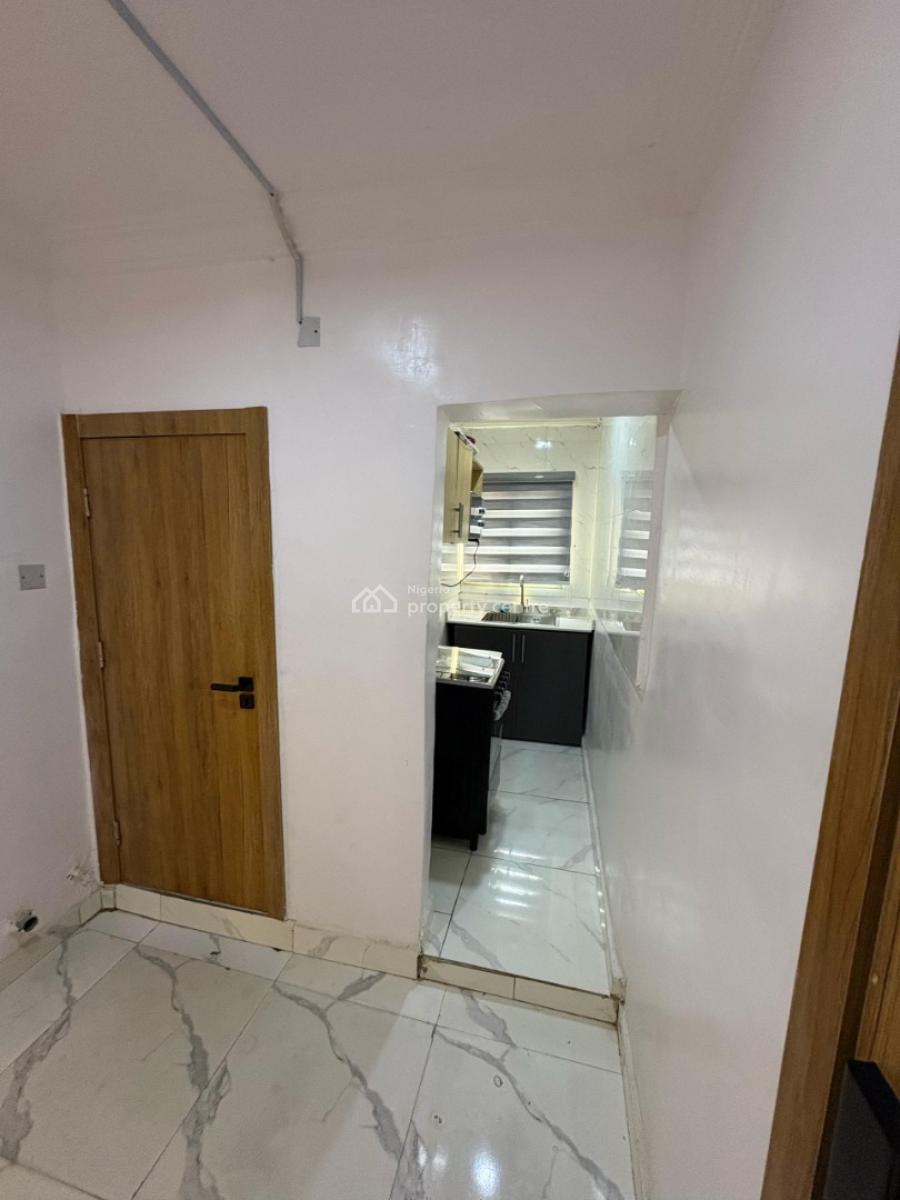 Nicely Furnished Studio Apartment, Akoka, Yaba, Lagos, Flat / Apartment Short Let