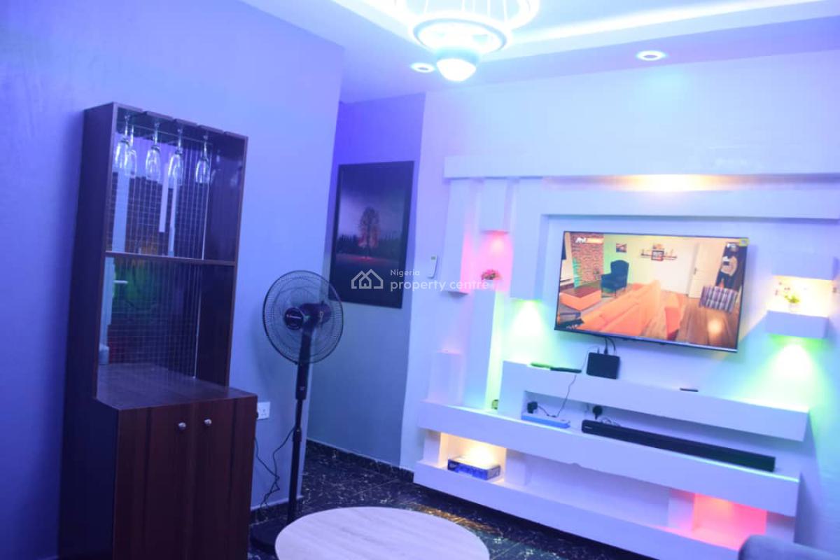 Nicely Furnished 1 Bedroom Apartment, Ilupeju, Lagos, Flat / Apartment Short Let