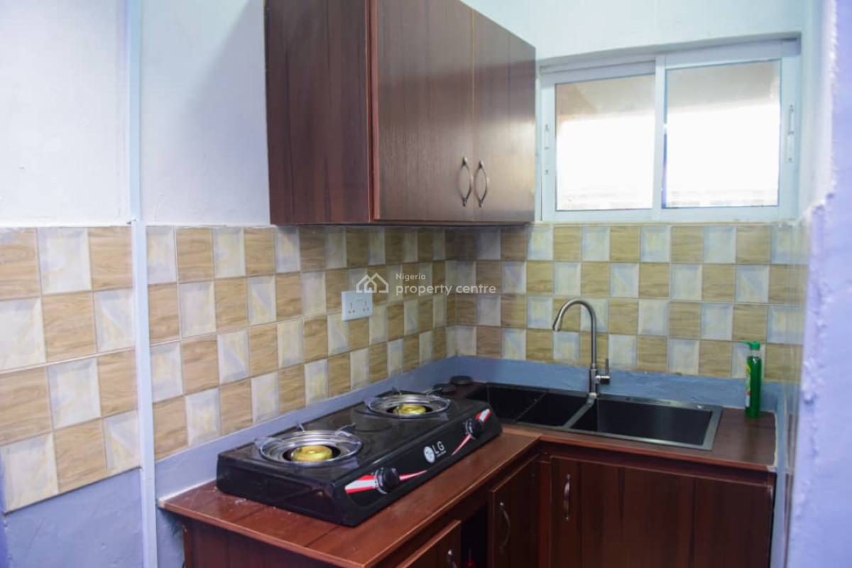 Nicely Furnished 1 Bedroom Apartment, Ilupeju, Lagos, Flat / Apartment Short Let