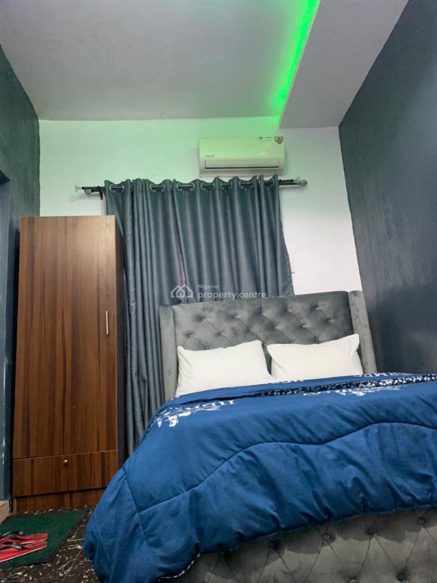 Nnicely Furnished 1 Bedroom Apartment, Ilupeju, Lagos, Flat / Apartment Short Let