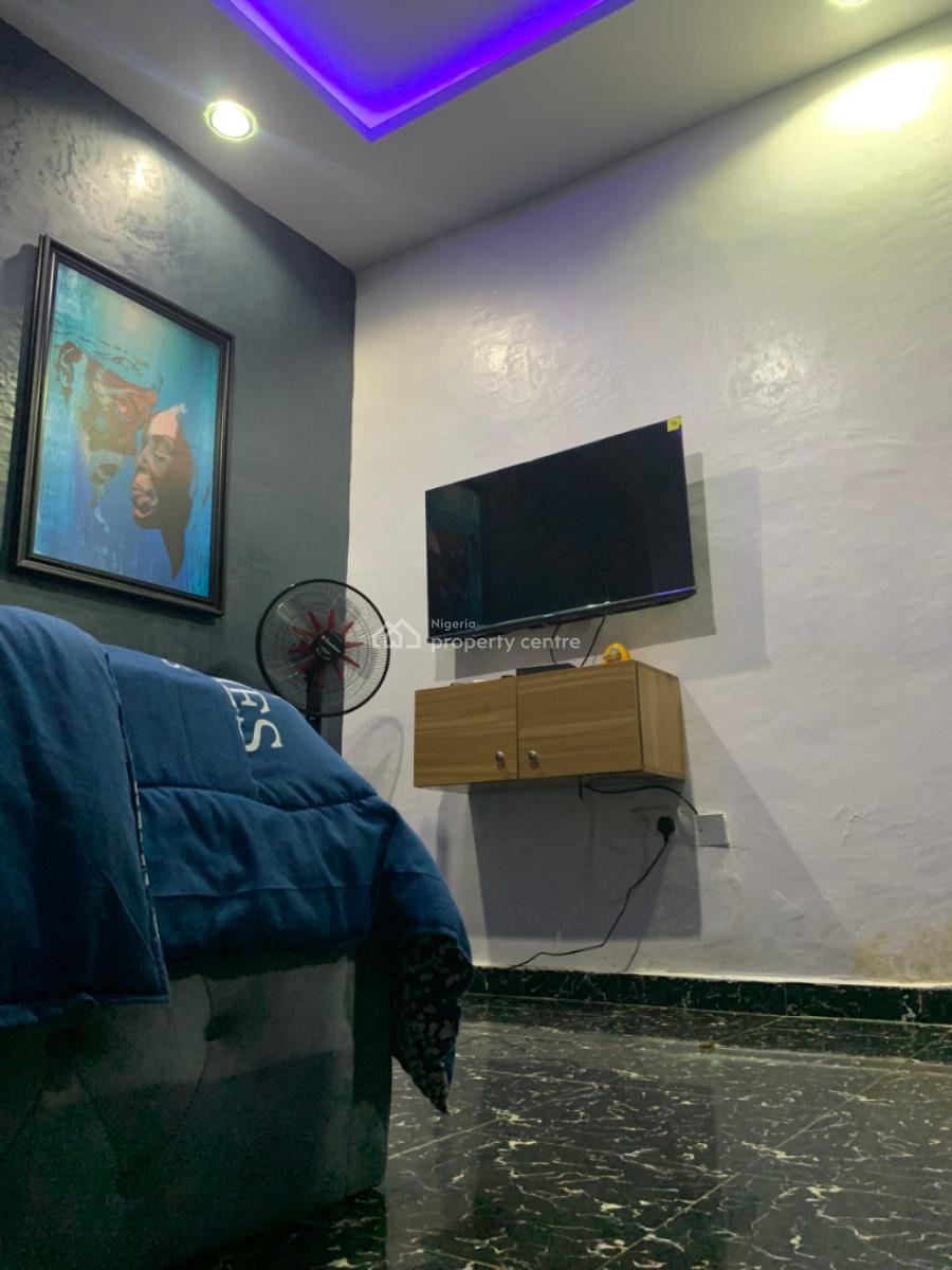 Nnicely Furnished 1 Bedroom Apartment, Ilupeju, Lagos, Flat / Apartment Short Let