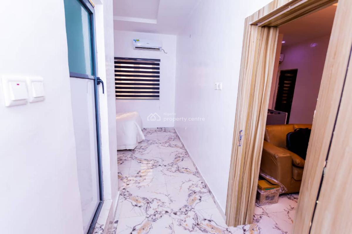 Nicely Furnished 2 Bedroom Apartment, Ilupeju, Lagos, Flat / Apartment Short Let