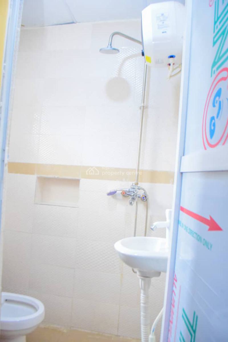 Nicely Furnished 2 Bedroom Apartment, Ilupeju, Lagos, Flat / Apartment Short Let