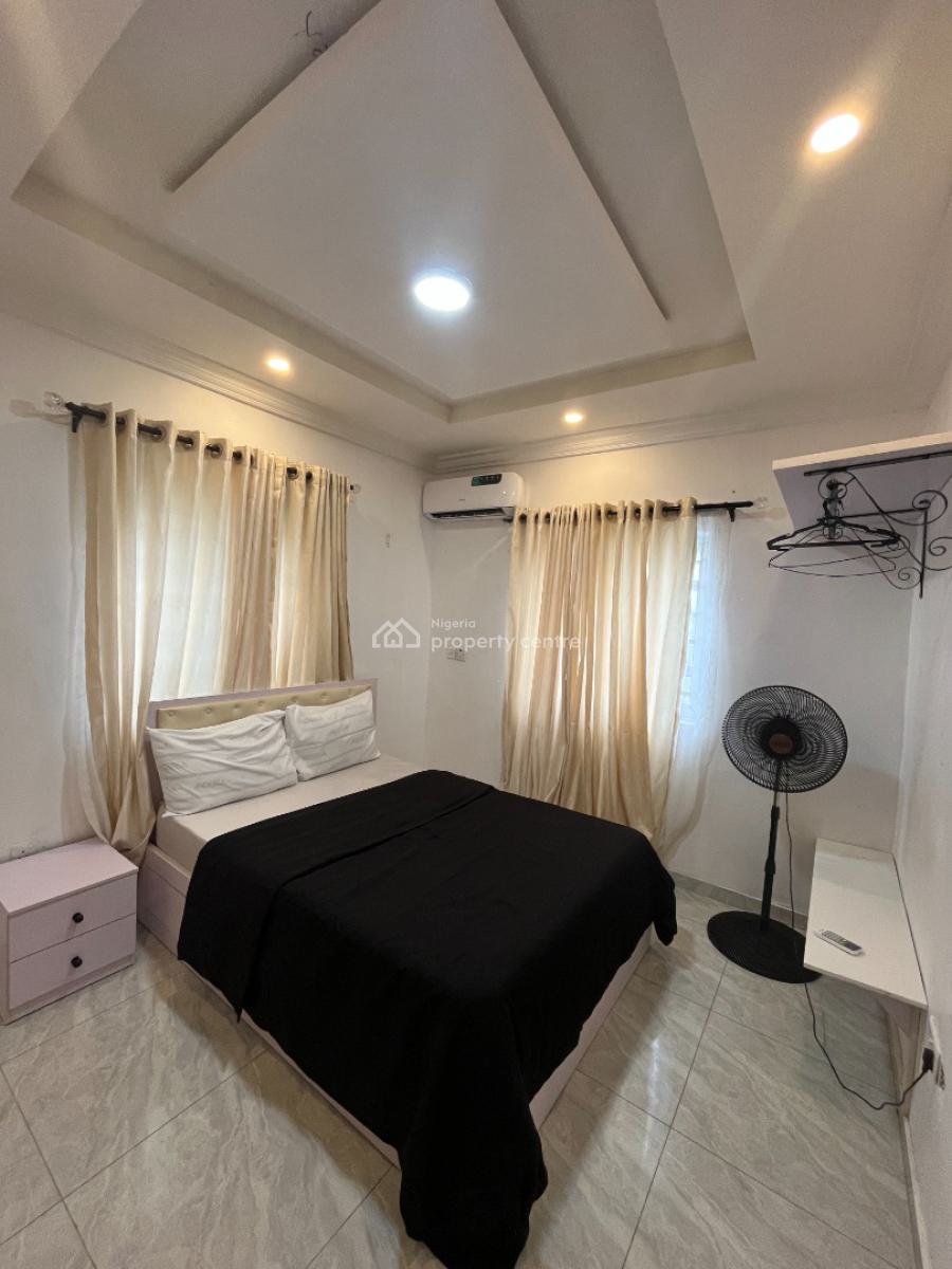 Nicely Furnished 1 Bedroom Apartment, Ilupeju, Lagos, Flat / Apartment Short Let