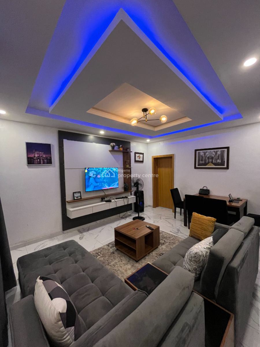 Nicely Furnished 2 Bedroom Apartment, Ilupeju, Lagos, Flat / Apartment Short Let