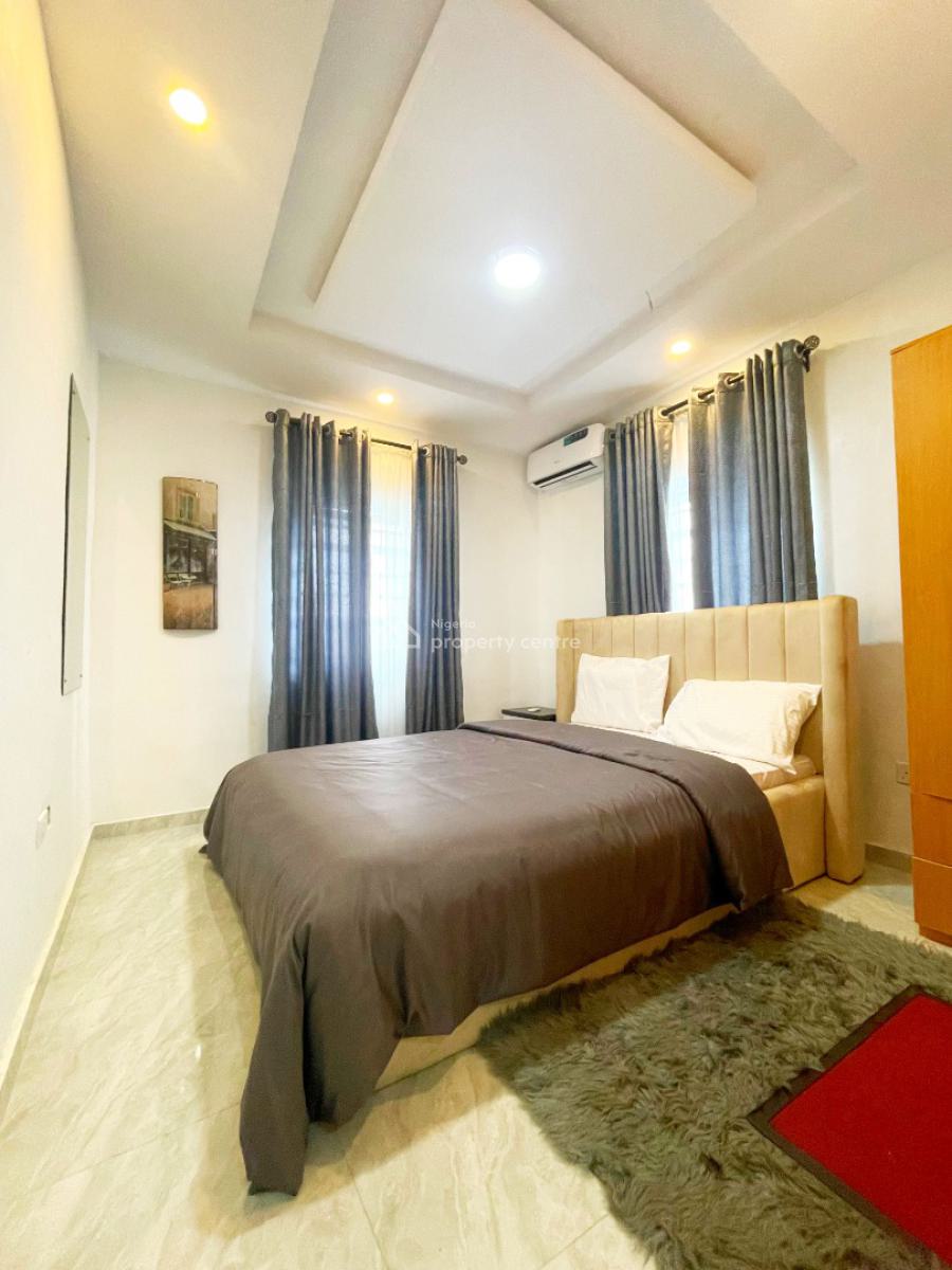 Nicely Furnished 2 Bedroom Apartment, Ilupeju, Lagos, Flat / Apartment Short Let