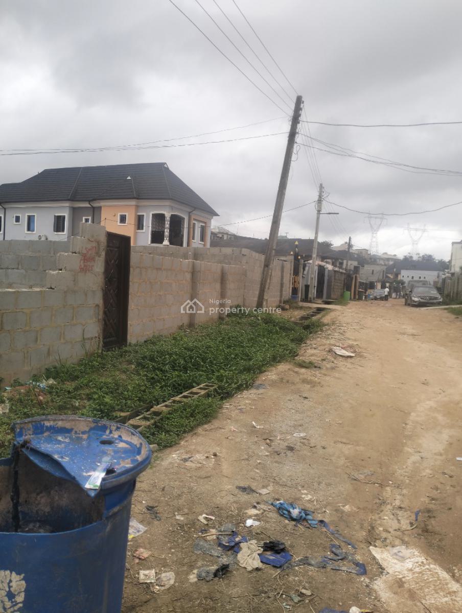 Dry Table Land Fence Round in Royal Estate Isheri Olofin Lagos, Off Iyana Odo Bus Stop Isheri Lasu Igando Road, Alimosho, Lagos, Mixed-use Land for Sale